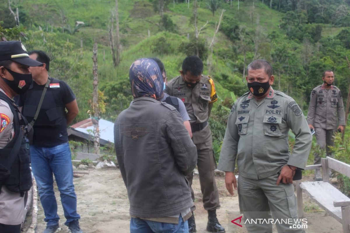 Empat hari pascapembunuhan sadis di Sigi, Satgas Tinombala masih kejar kelompok MIT