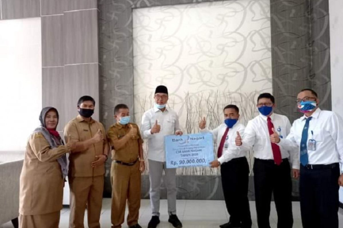 Bank Nagari Realisasikan CSR Pendidikan di Solok Selatan