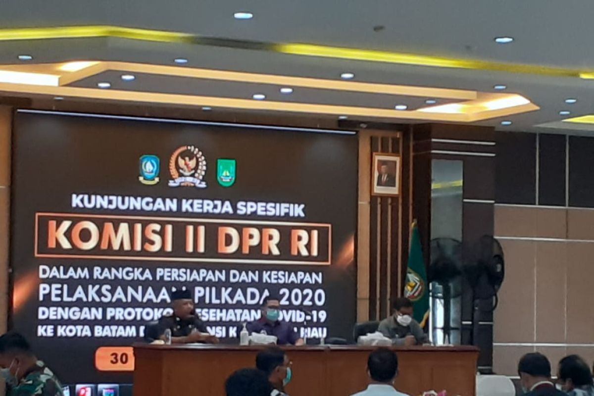 Kemendagri minta Pemprov Kepri tangani petugas pilkada yang reaktif