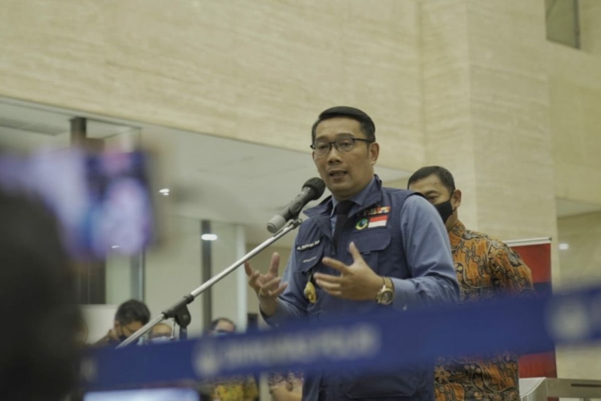 Ridwan Kamil berdoa untuk kesembuhan Anies Baswedan