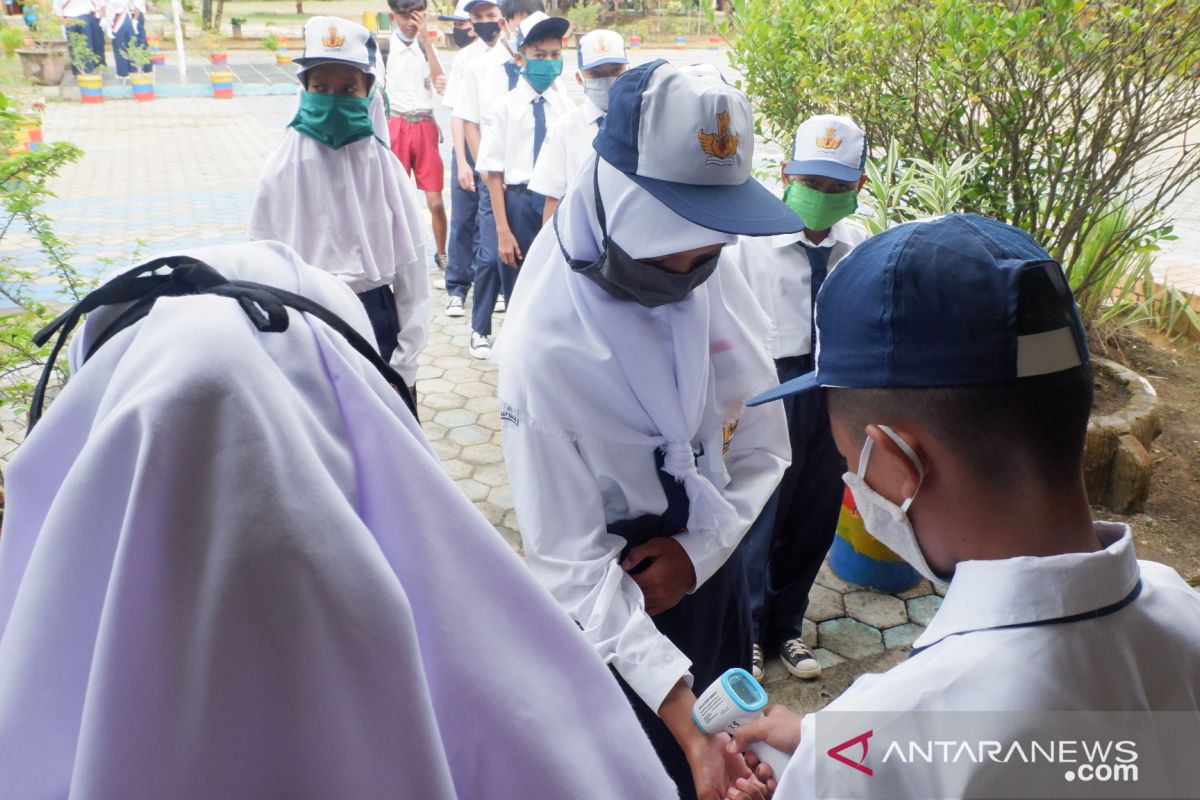 Guru dan siswa di daerah ini wajib tes cepat jika belajar tatap muka