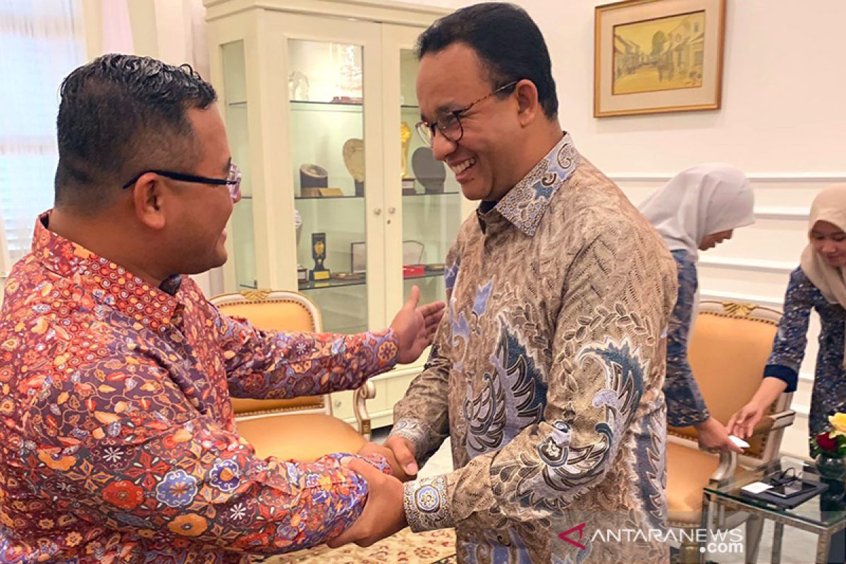 Menteri Besar Selangor doakan Anies Baswedan segera sembuh