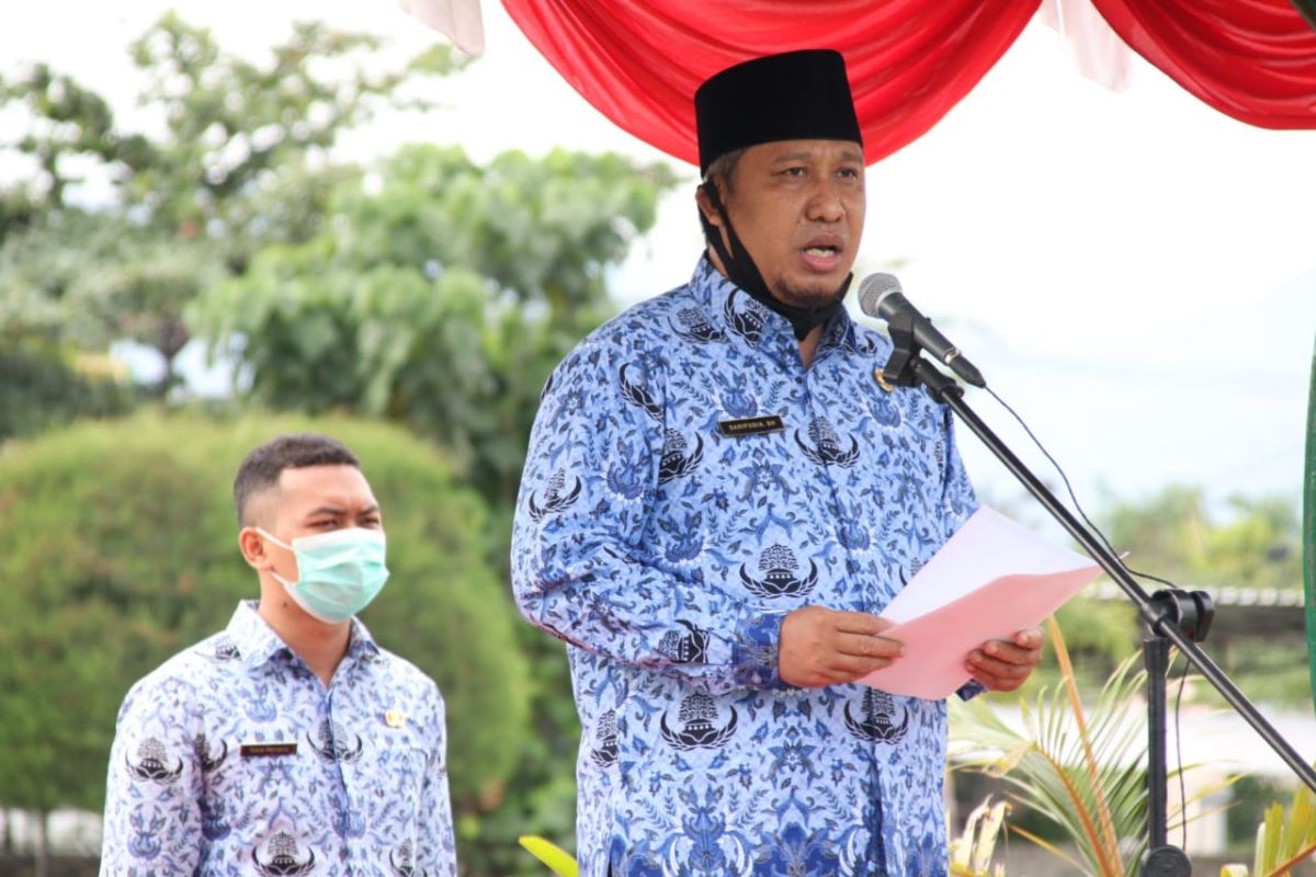 Peringati HUT PGRI dan KORPRI 2020, Plt Bupati Lombok Utara Serukan Persatuan