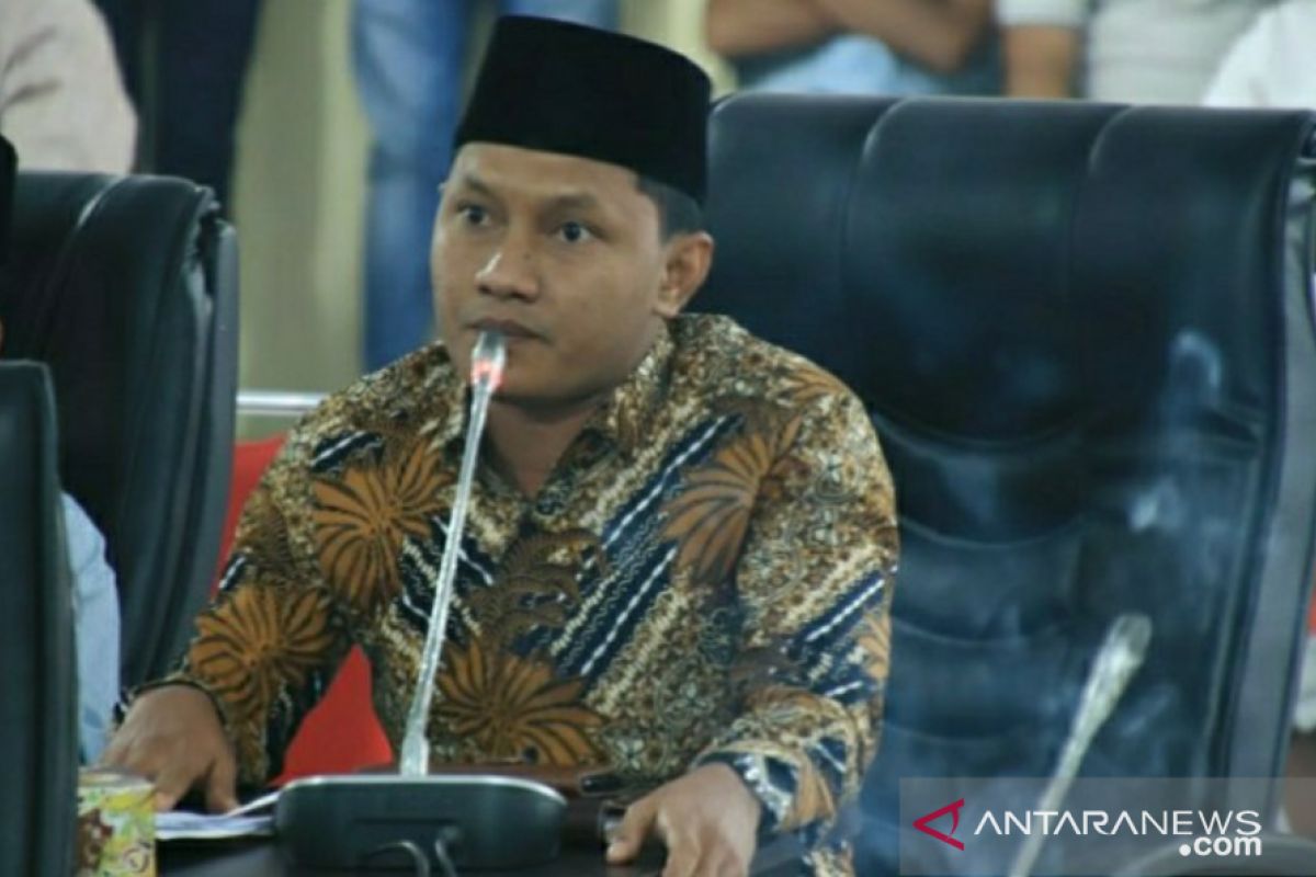 Anggota DPRD nyatakan Ranperda APBD Tanjungbalai disahkan tidak sesuai tatib