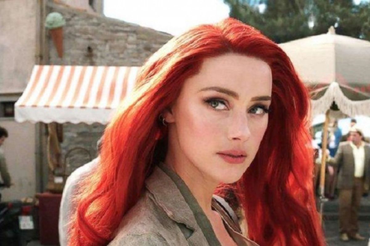 Amber Heard didesak untuk hengkang dari film "Aquaman 2"