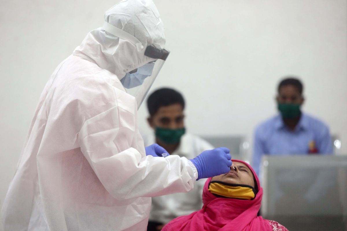 India umumkan 24.037 kasus tambahan virus corona