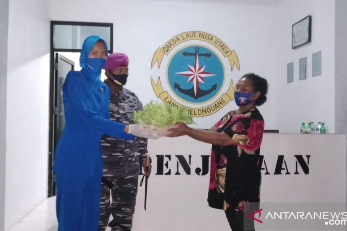 Lanal Melonguane bakti sosial  pulau terluar Miangas