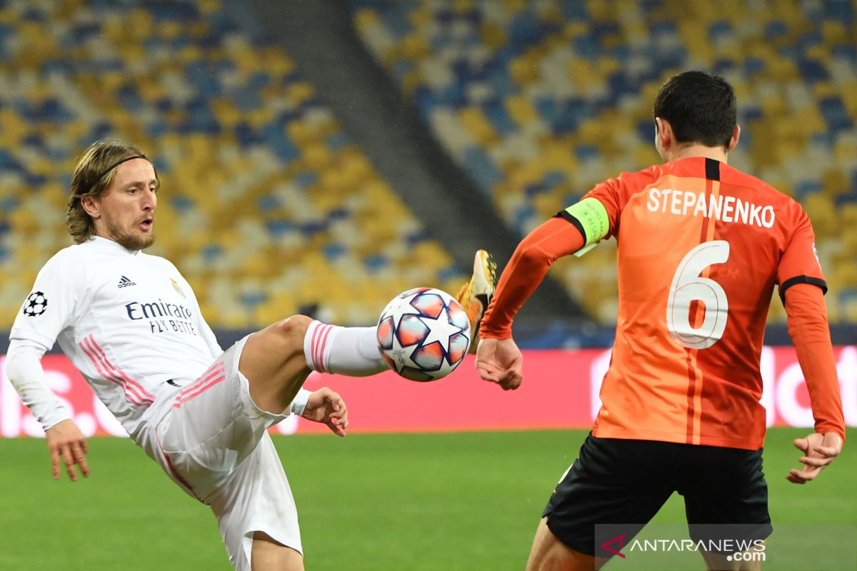 Real Madrid terancam gagal ke 16 besar usai dipukul 0-2 oleh Shakhtar