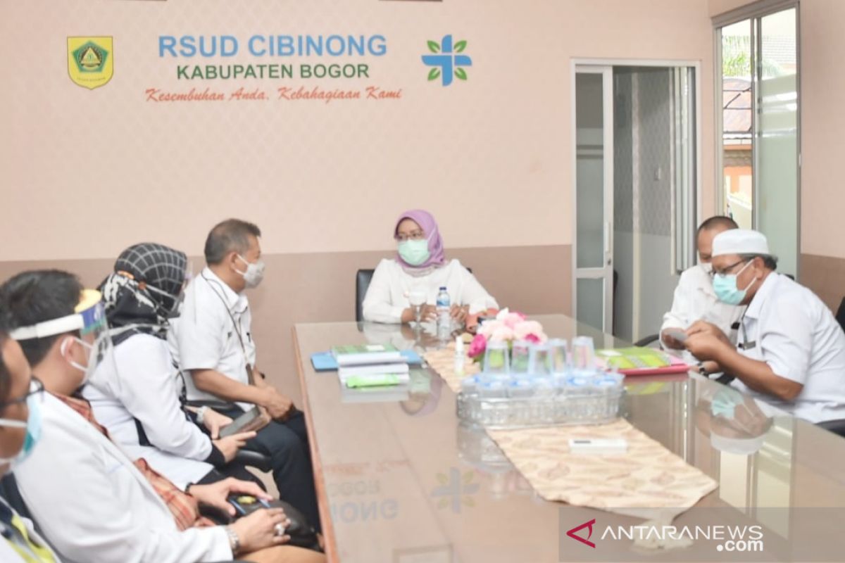 Ade Yasin langsung datangi RSUD Cibinong Bogor usai cuti karena positif COVID-19