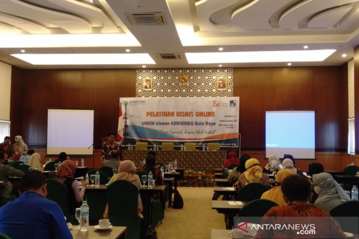 Asosiasi bank syariah Solo fasilitasi UMKM  pelatihan bisnis digital