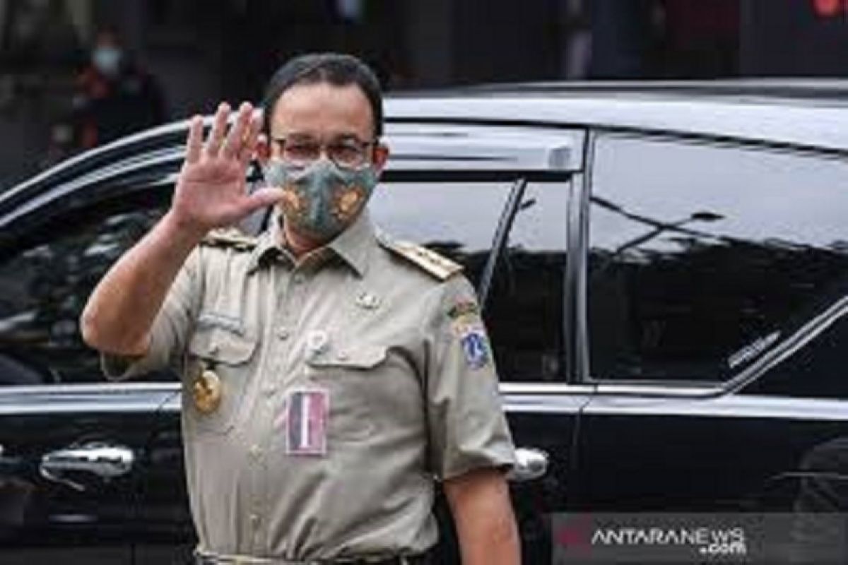 Anies serba mandiri selama isolasi di rumah dinas