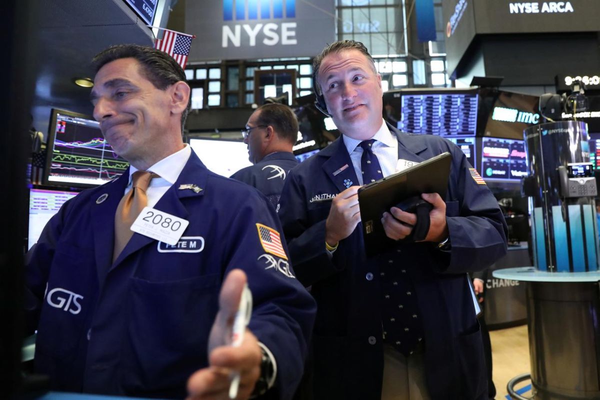 Wall Street dibuka melemah setelah menguat pada sesi sebelumnya