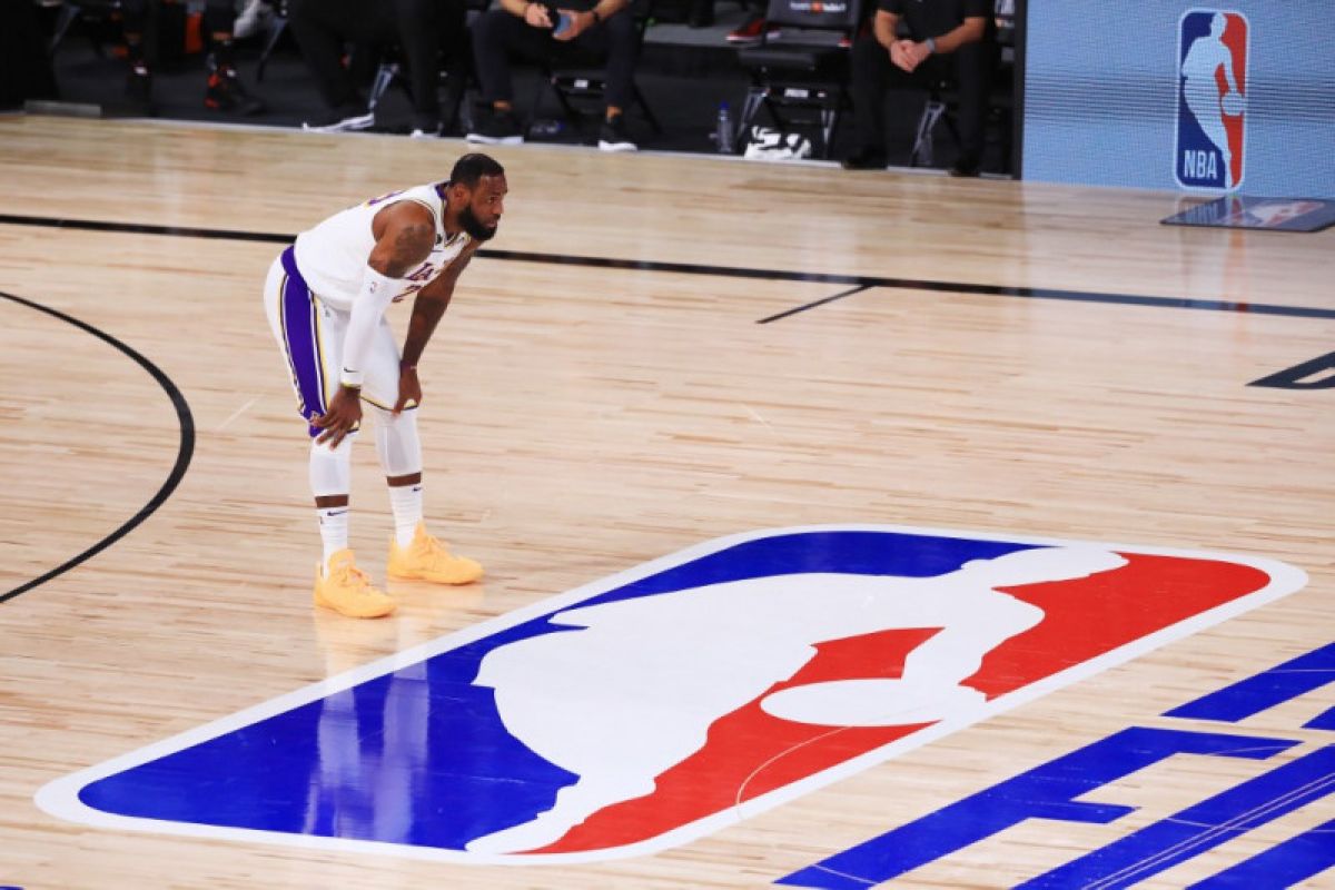 LeBron James sepakat teken kontrak dua tahun di Lakers