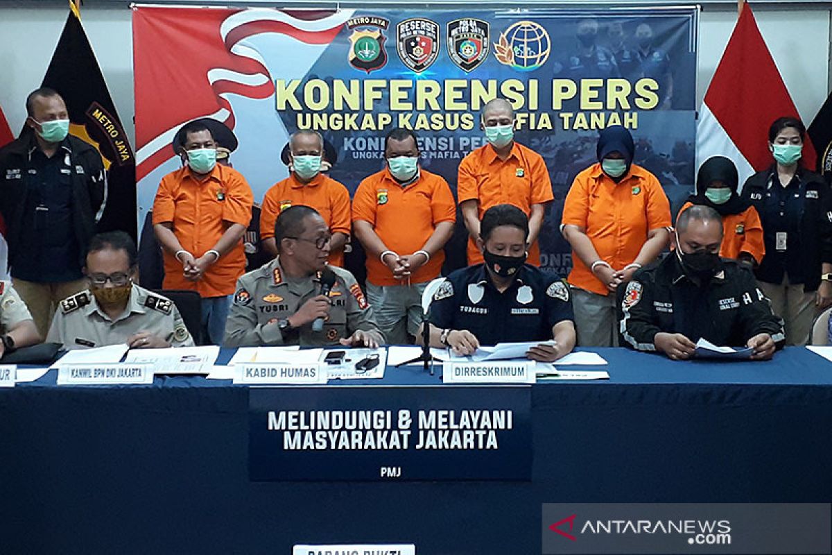 Polisi bekuk mafia tanah gelapkan sertifikat Rp6 miliar