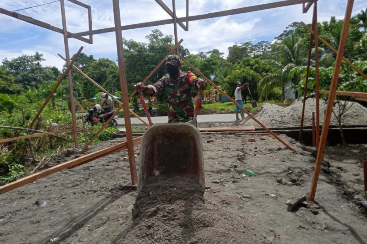 Kontribusi Benny Wenda terhadap masyarakat di Papua dipertanyakan