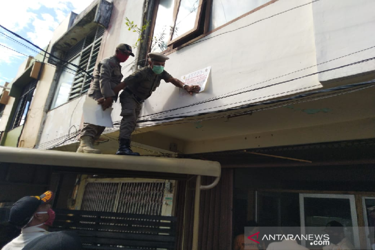 Langgar syariat islam, Satpol PP/WH Banda Aceh segel salon di Peunayong