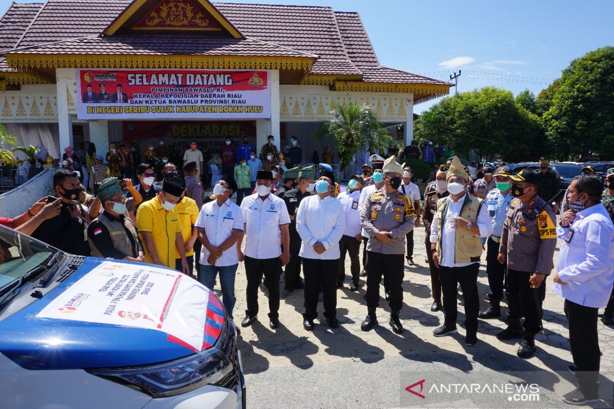 50 armada tim patroli politik uang dilepas Bawaslu RI dan Kapolda Riau