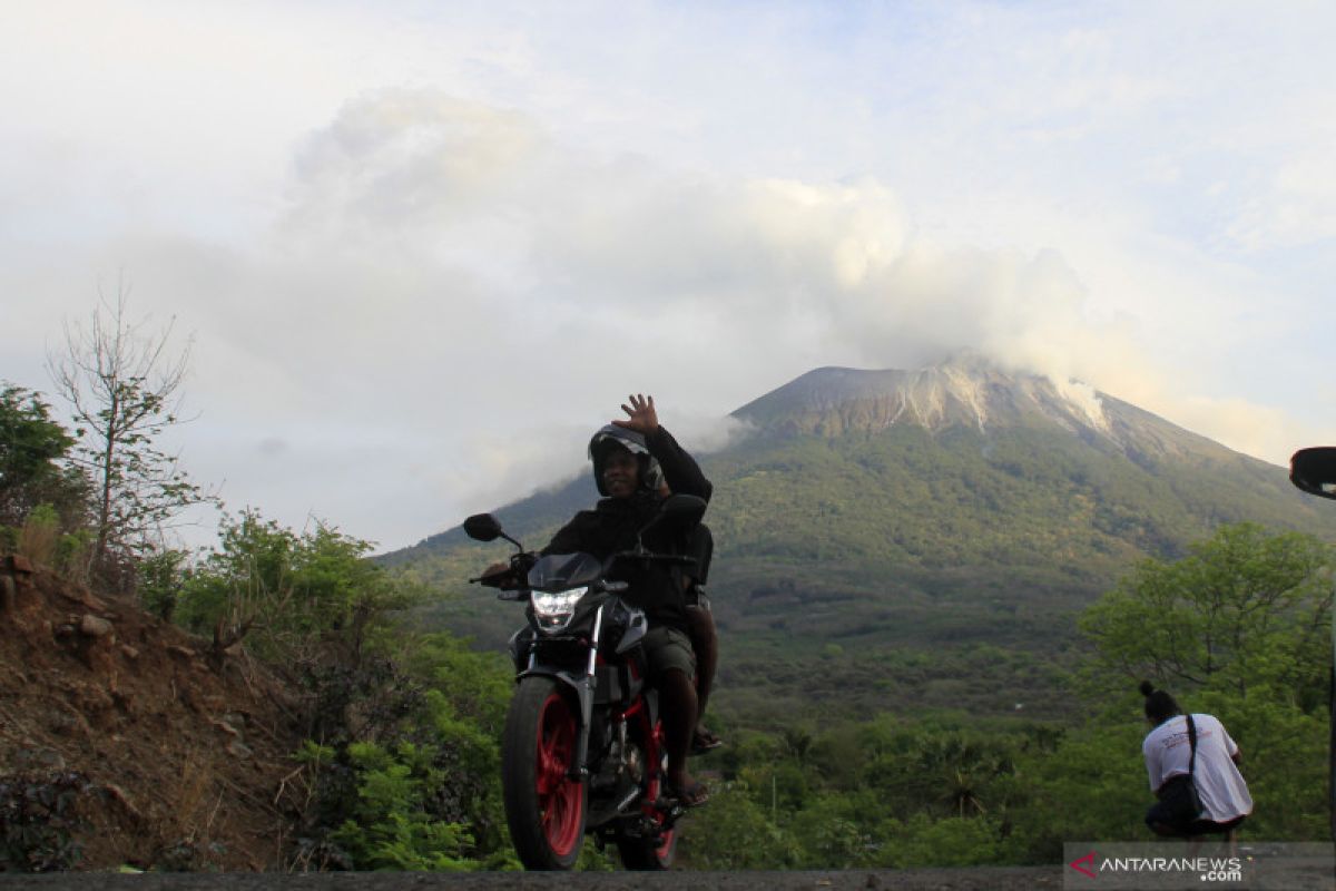 Waspadai lahar dingin Gunung Ili Lewotolok