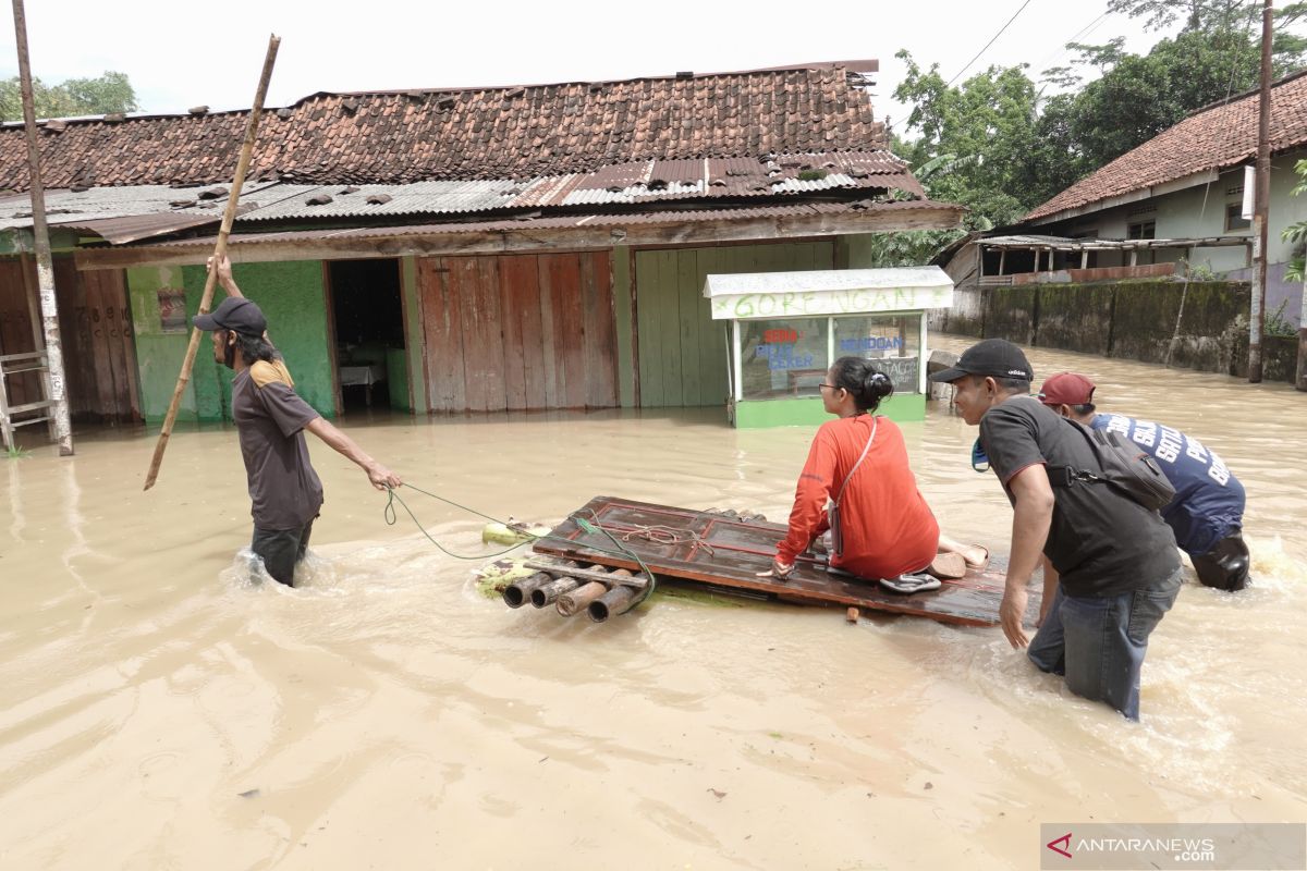 Ada 2.676 bencana alam terjadi di Indonesia pada Januari hingga 10 Desember 2020