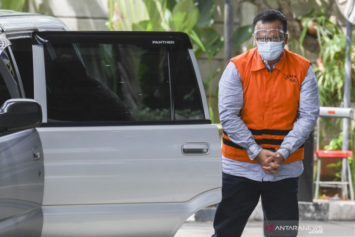 KPK amankan barang elektronik dari penggeledahan rumah dinas istri Edhy Prabowo