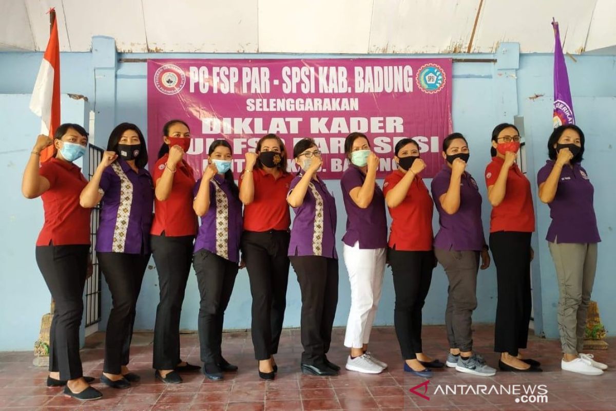 FSP Par-SPSI Kabupaten Badung gembleng kader melek hak perempuan