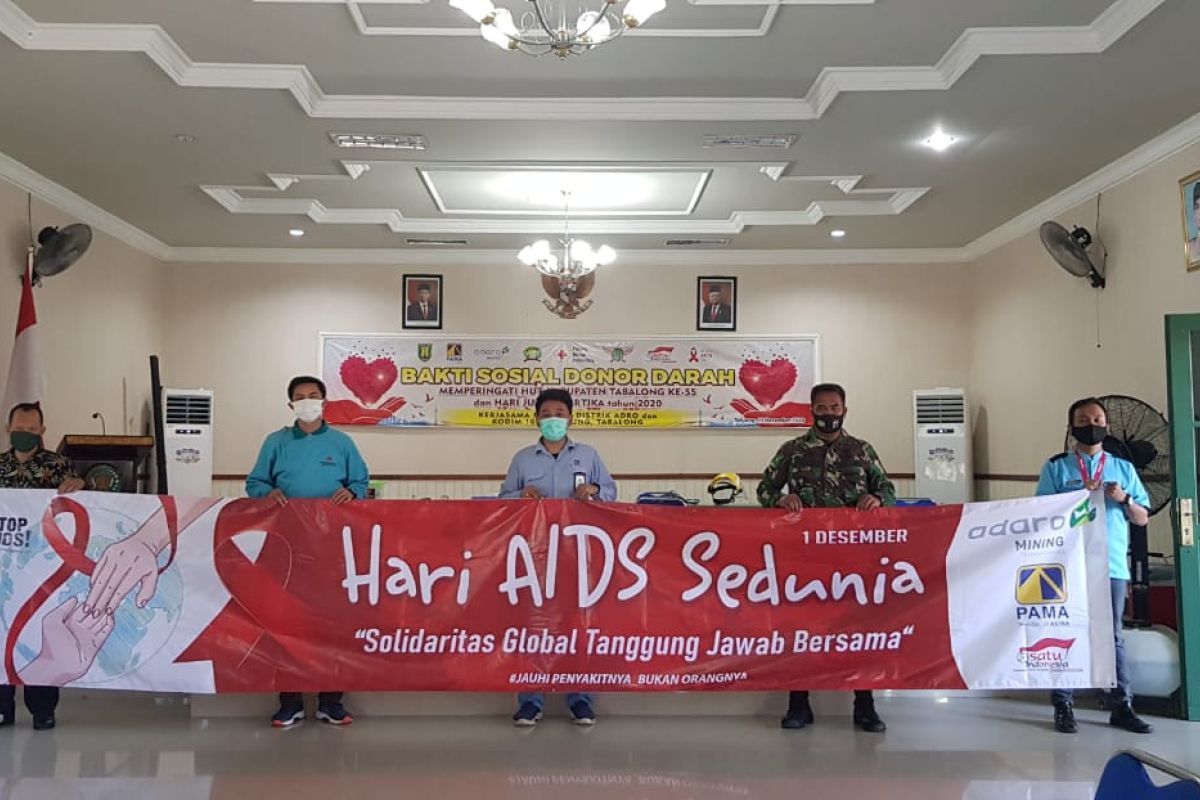 Bakti sosial donor darah meriahkan hari AIDS sedunia