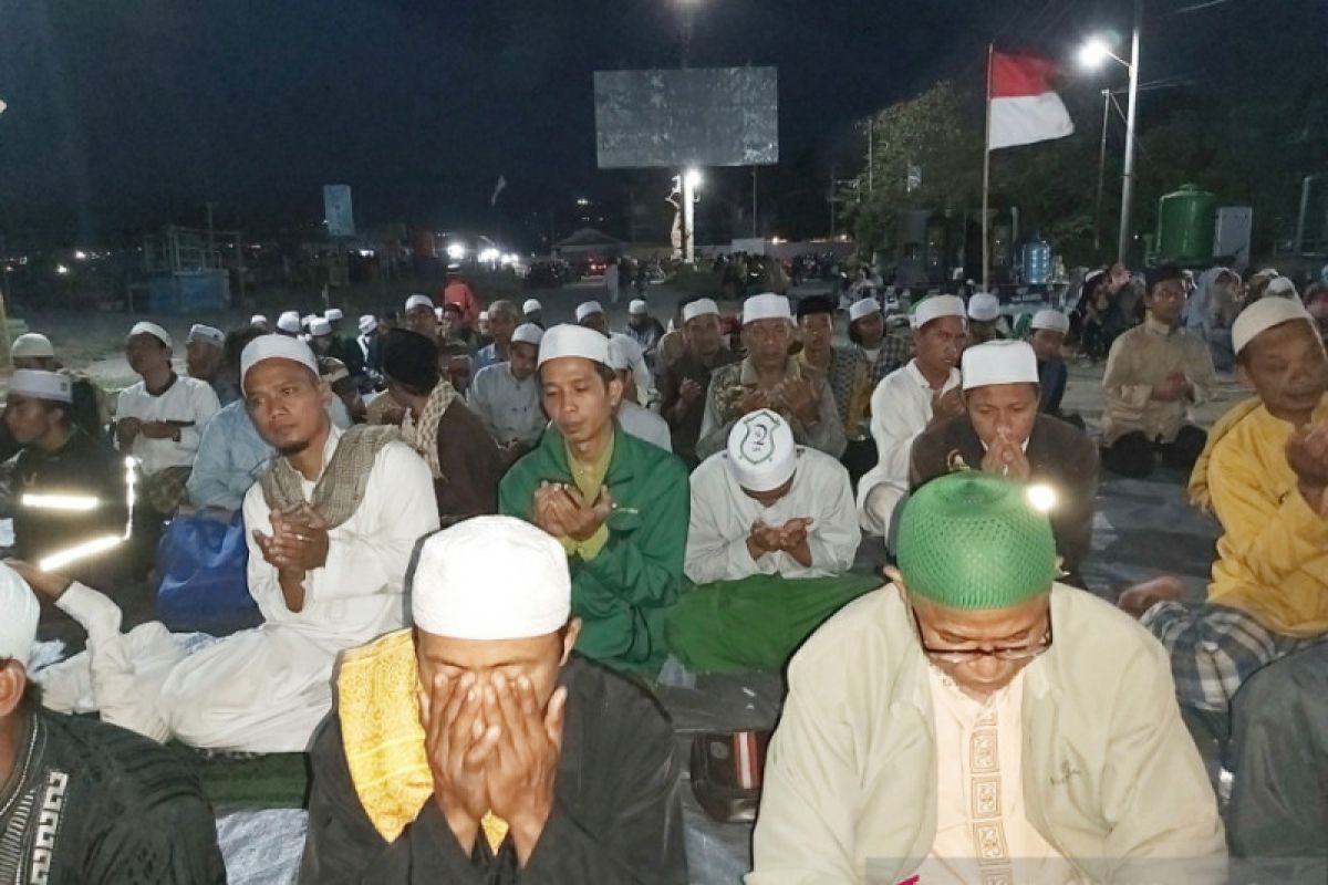 Ratusan muslim di Kota Palu doakan korban pembantaian di Sigi