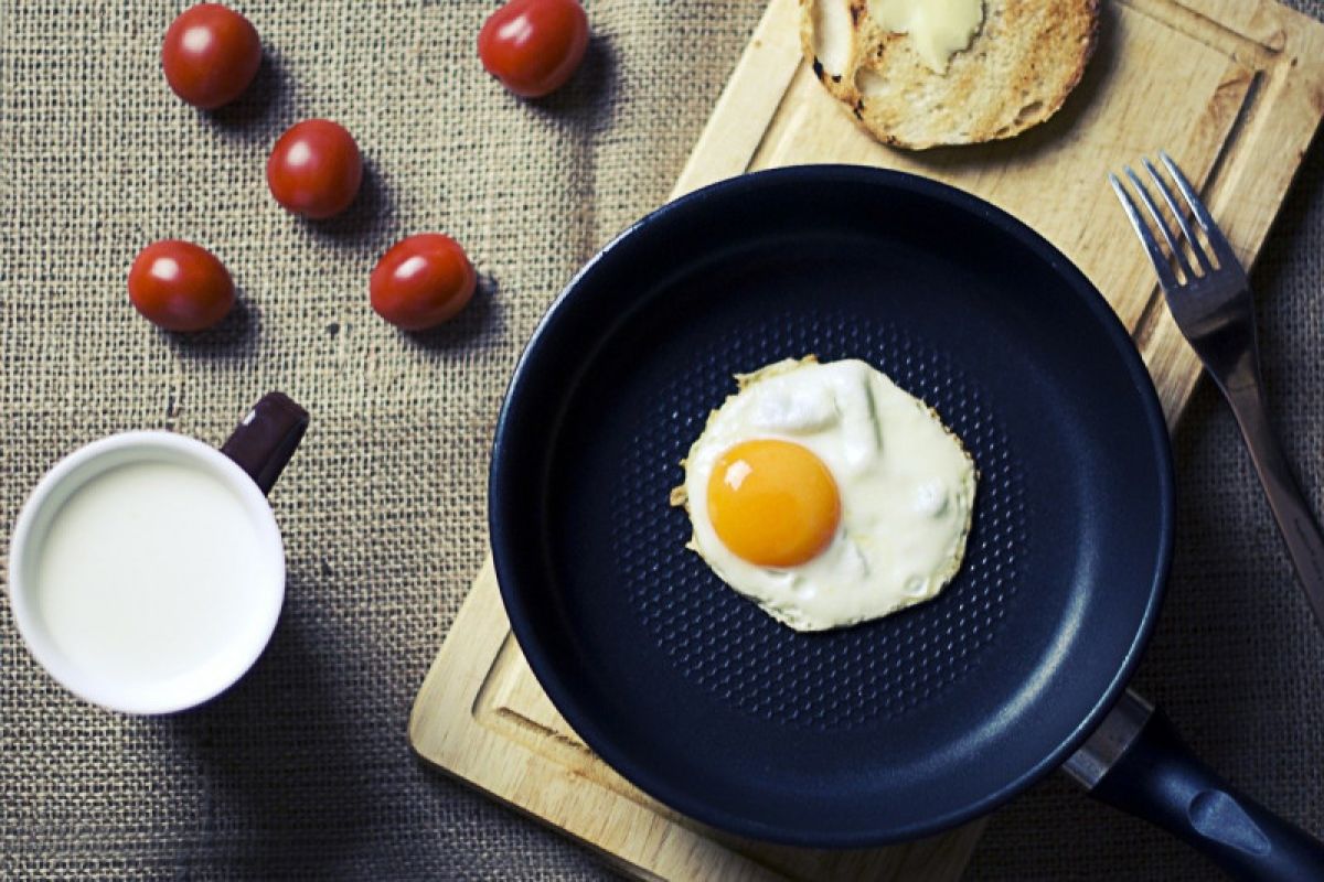 Ini manfaat ganti daging merah dengan telur dan susu bagi jantung