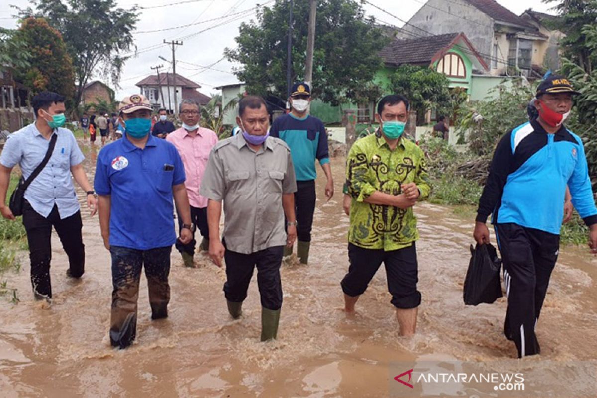 Korban banjir di Deliserdang-Sumut mulai dapatkan bantuan