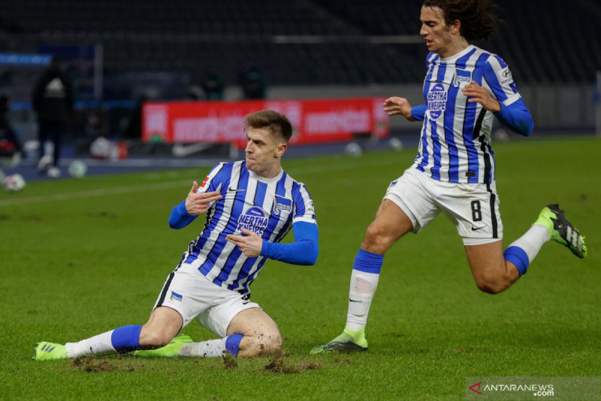 Hertha taklukkan Berlin 3-1