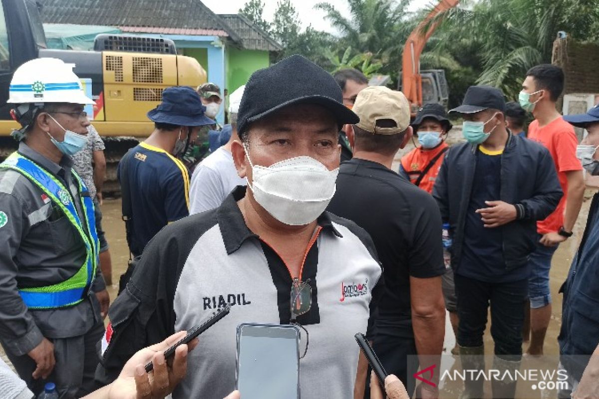 Pencarian balita korban banjir di Tanjung Selamat diintensifkan