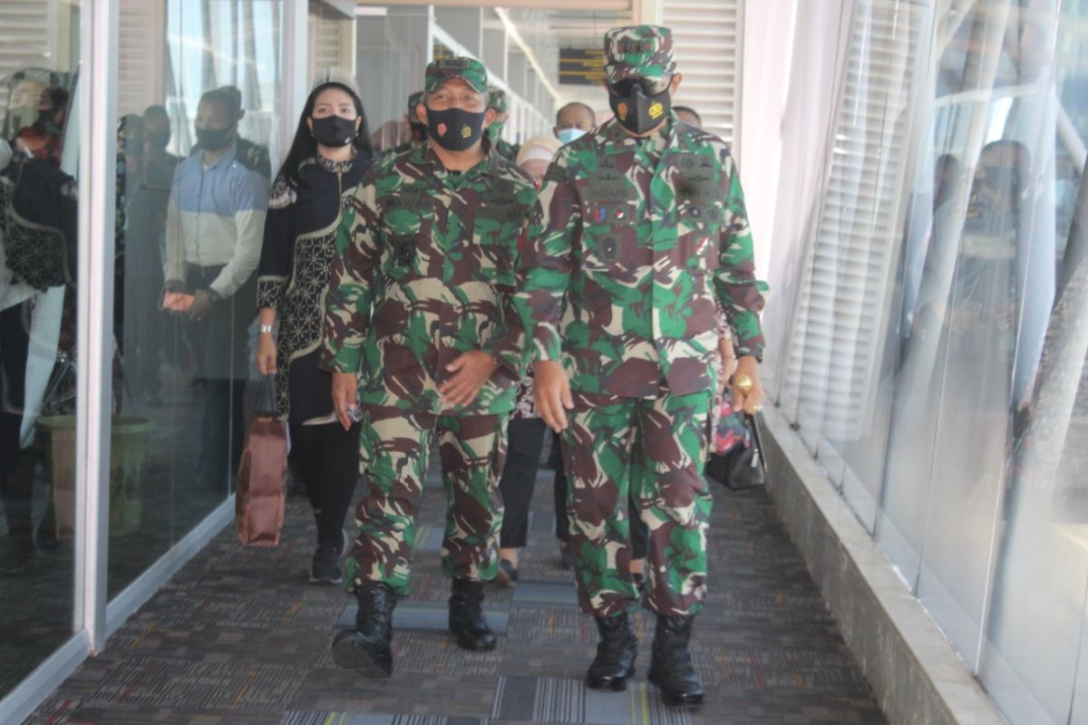 Pangdam XVI/ Pattimura pantau kesiapan pengamanan pilkada di Malut