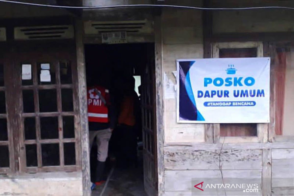 300 lebih warga Banjarnegara-Jateng mengungsi akibat longsor