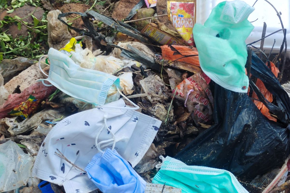 DLH Lampung catat sampah COVID-19 per September capai 2 ton