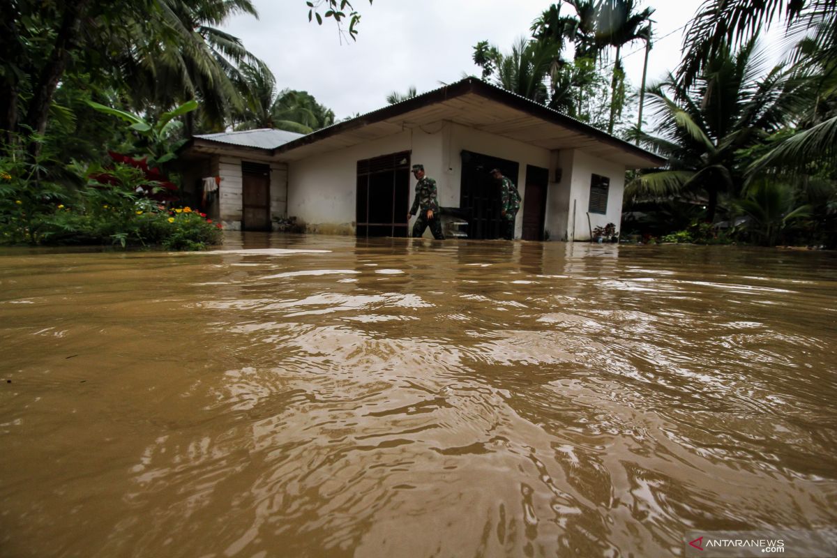 Banjir rusak empat jembatan di Aceh Timur