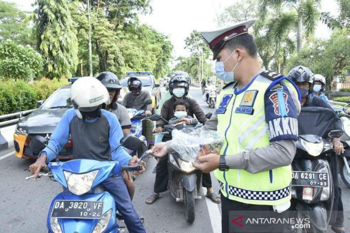 Pakar: Batasi mobilitas penduduk cegah ledakan COVID-19 di Desember