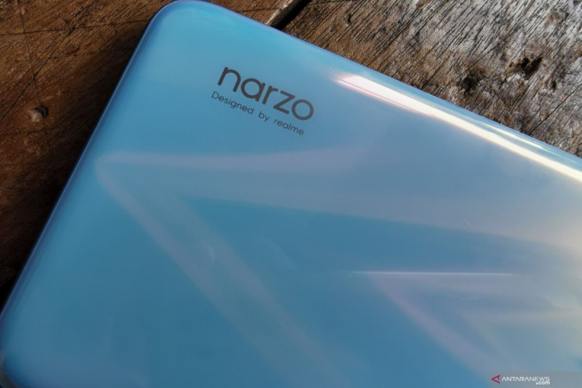 realme narzo 20 Pro dan plus-minus "charging" super cepat