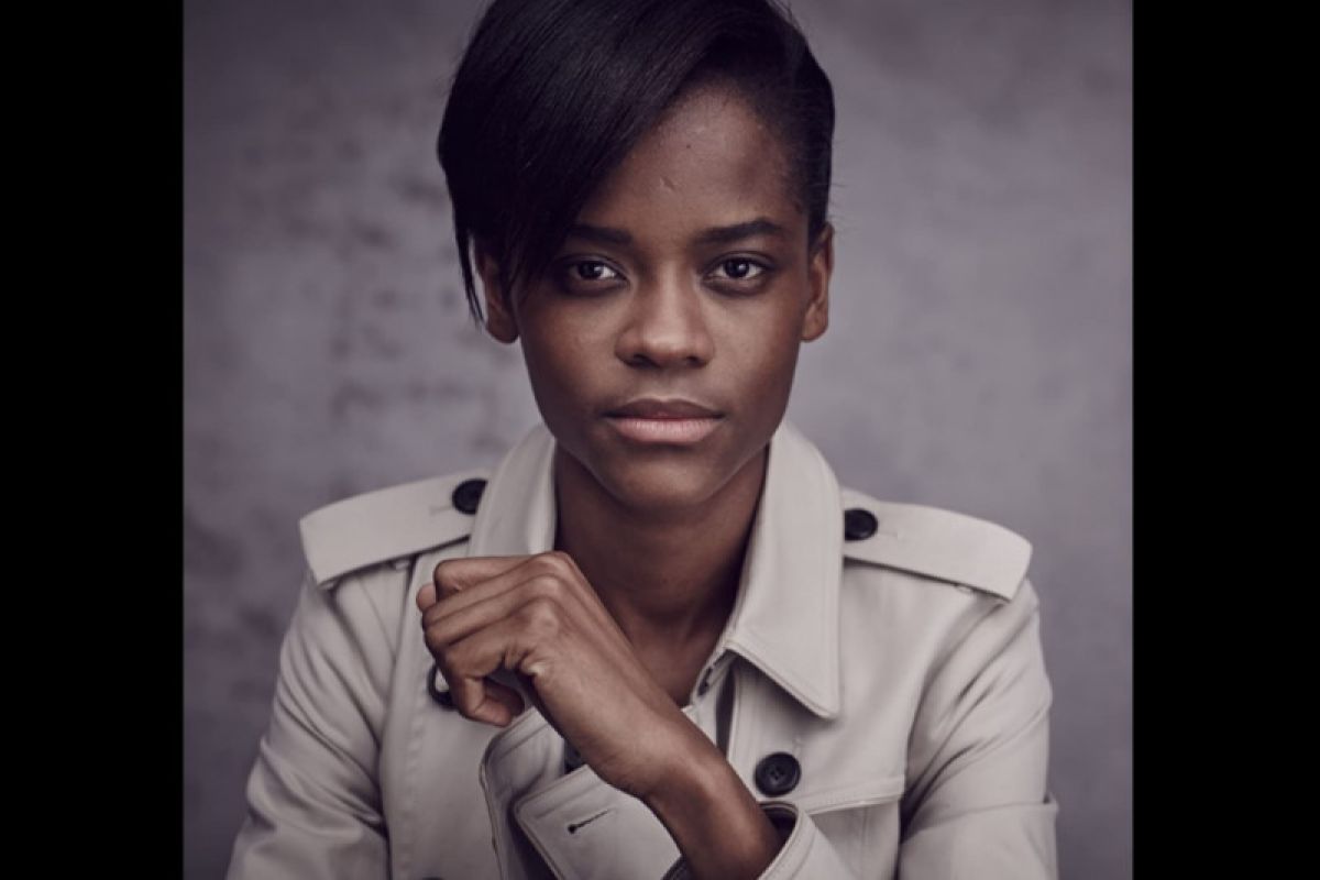 Letitia Wright hapus akun sosial media karena unggah video antivaksin