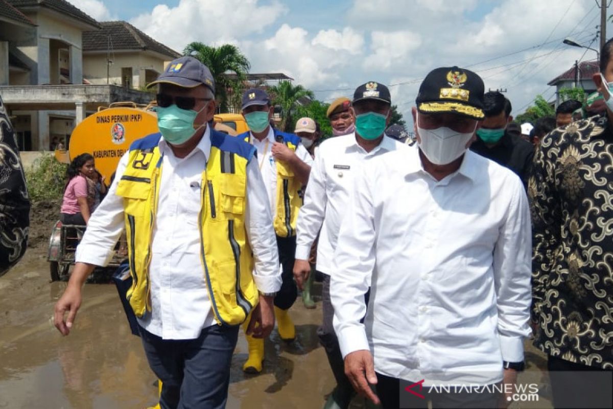 Menteri PUPR tinjau lokasi banjir di Deli Serdang