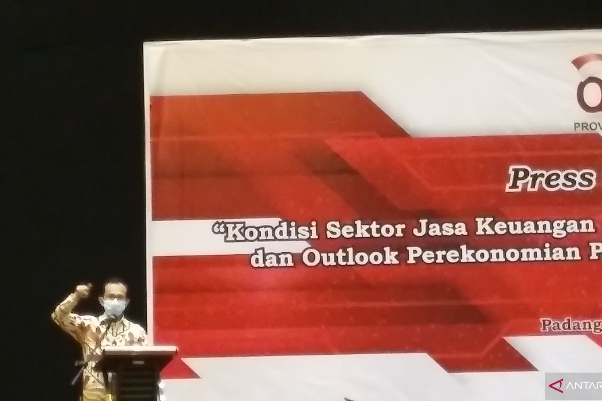 Begini perkirakan kondisi ekonomi Sumbar pada 2022, menurut pengamat dari Unand