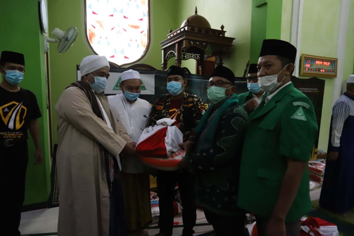 Kemensos salurkan 26.500 banpres untuk Majelis Taklim Habaib-Kyai