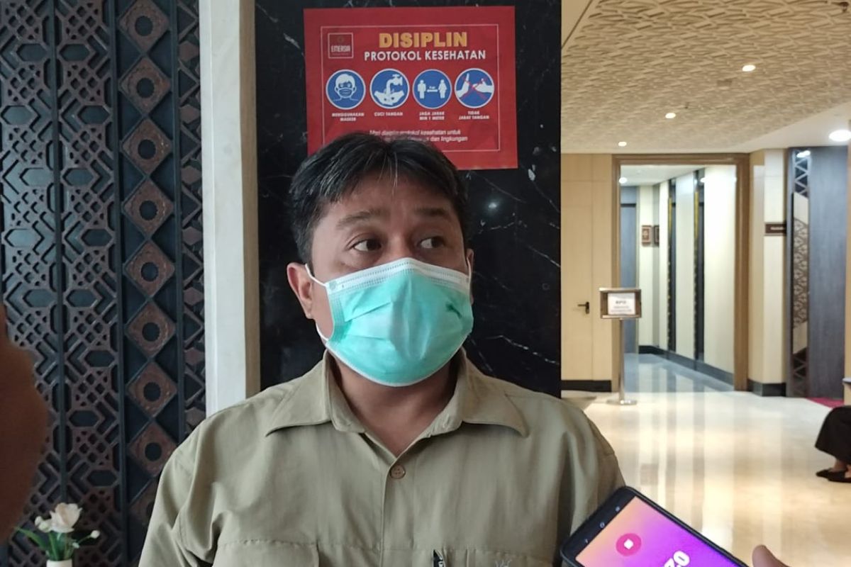 KPU Bandarlampung siapkan dua petugas guna fasilitasi pasien COVID-19