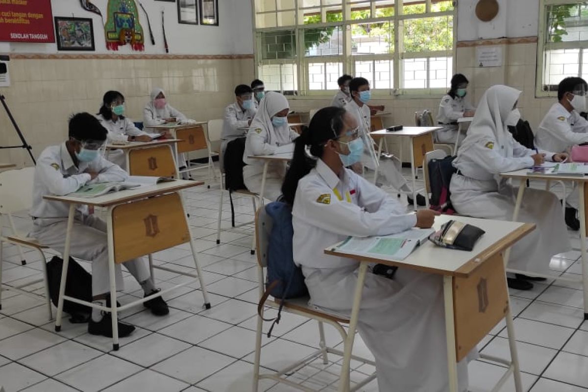 SMP di Surabaya siap gelar pembelajaran tatap muka