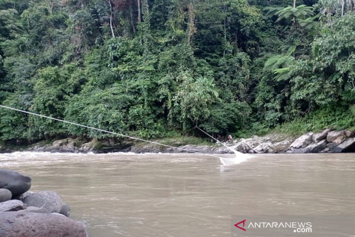 Tim SAR pasang jaring antisipasi korban hanyut yang belum ditemukan