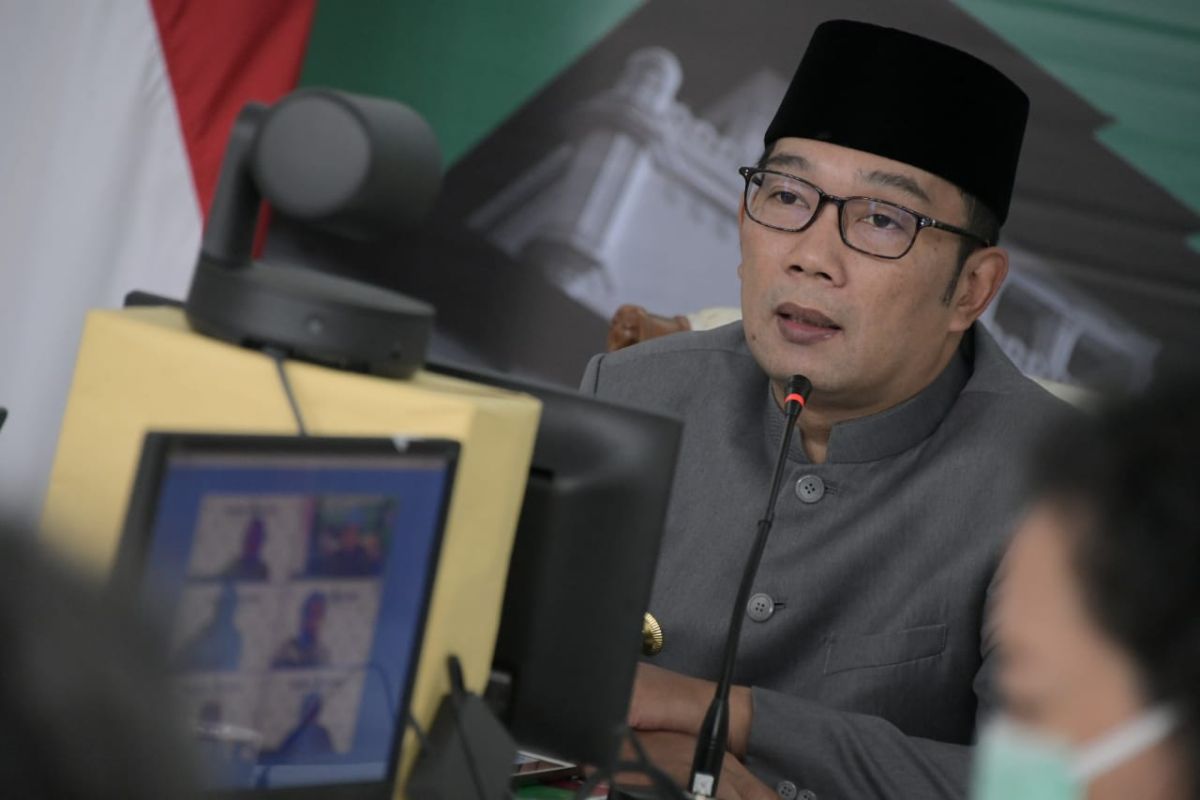 Gubernur Jabar ingatkan warga tentang tiga larangan terkait perayaan tahun baru 2021