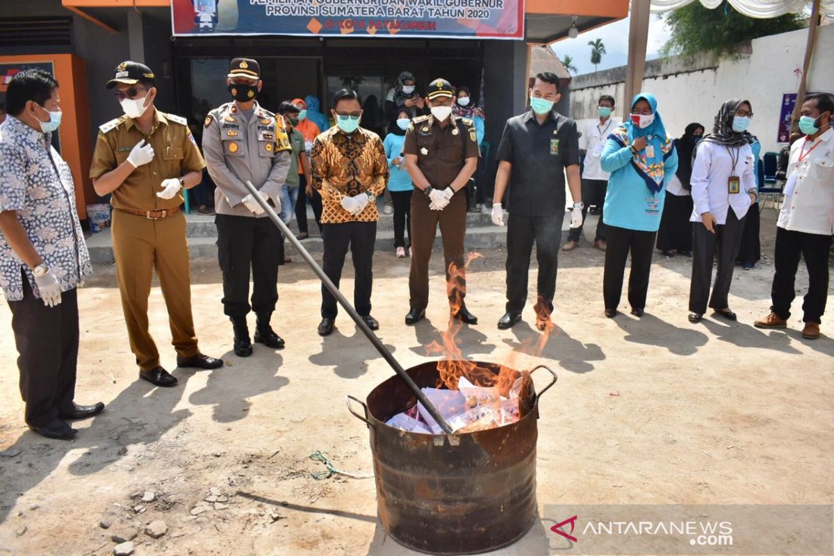 KPU Payakumbuh musnahkan 380 lembar surat suara rusak dan berlebih