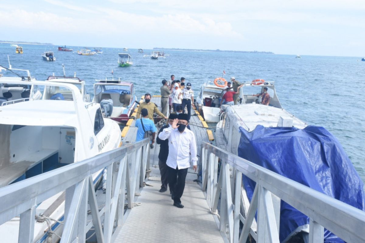 Bupati Najmul resmikan pengoperasian kembali Pelabuhan Teluk Nara