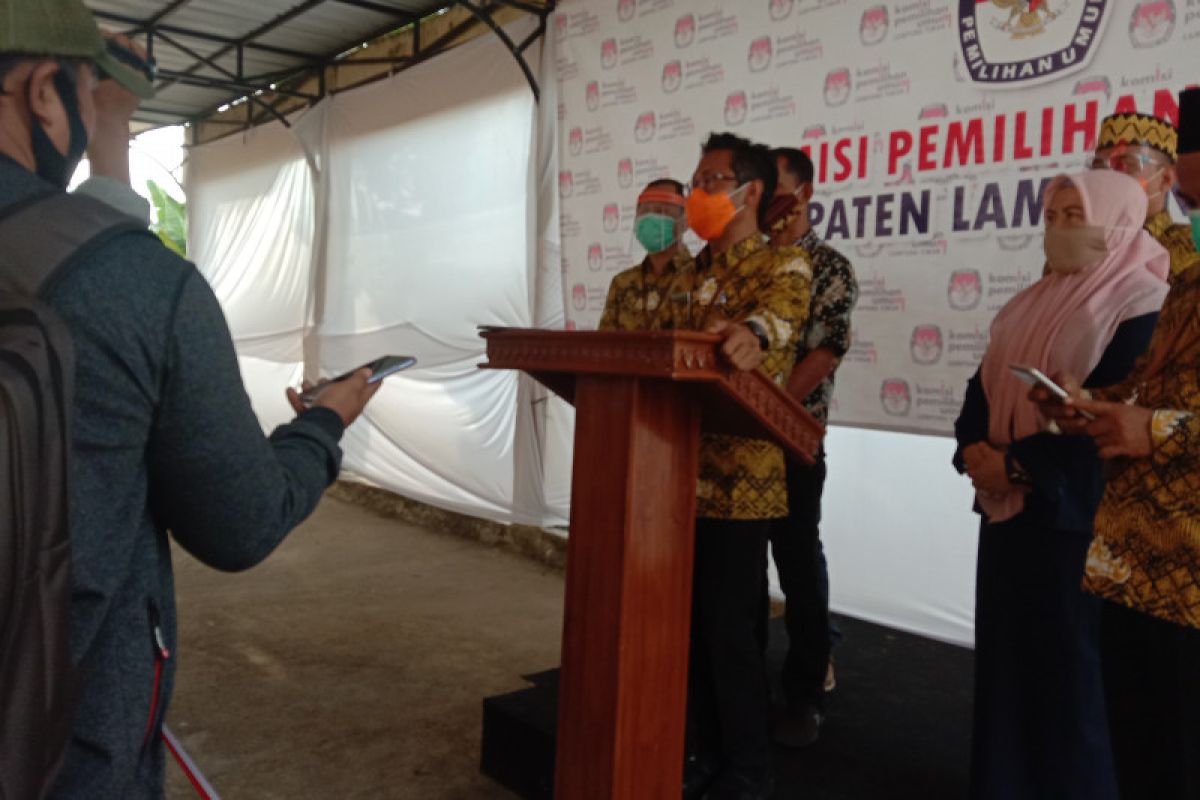 Ini alamat TPS  Calon Bupati Lampung Timur menyalurkan suara