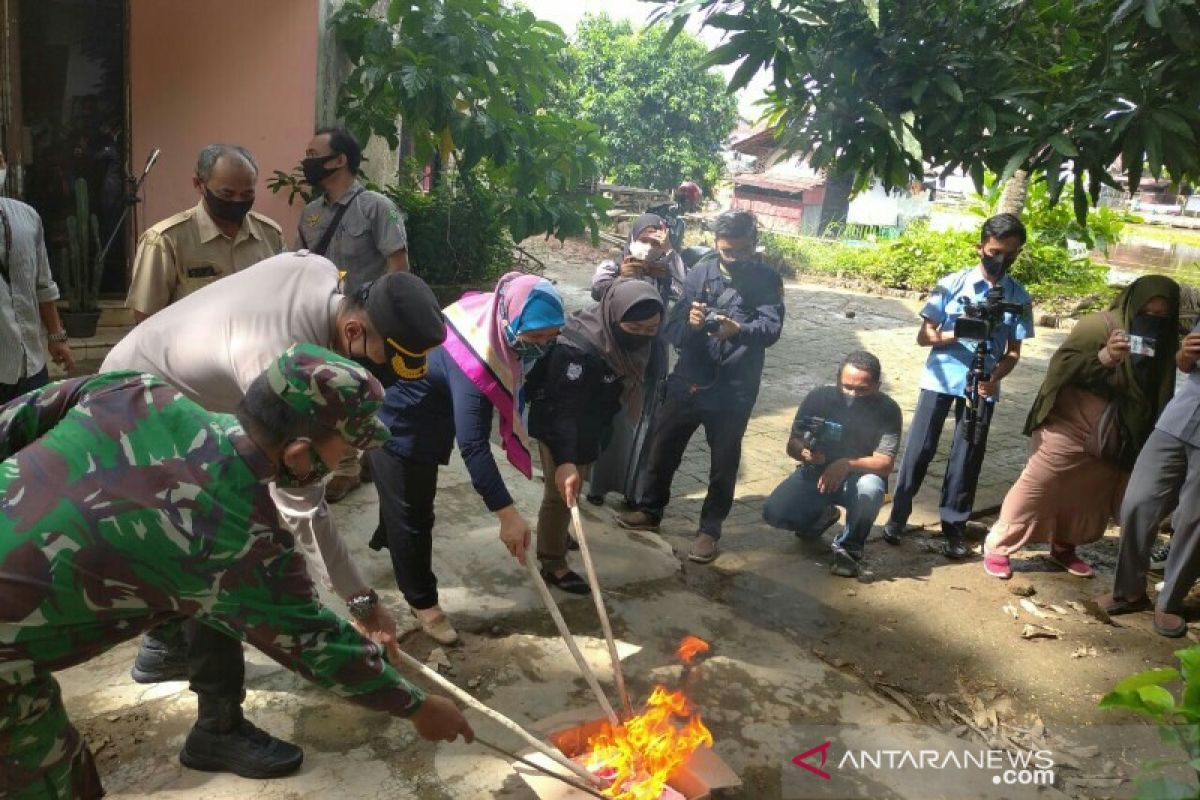 KPU musnahkan surat suara rusak