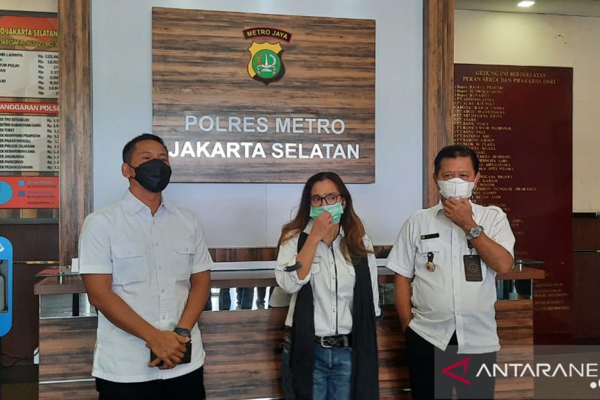 Proses hukum artis Iyut Bing Slamet dilimpahkan dengan rehabilitasi